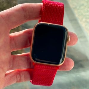 Apple 44mm Gold Watch Series 4